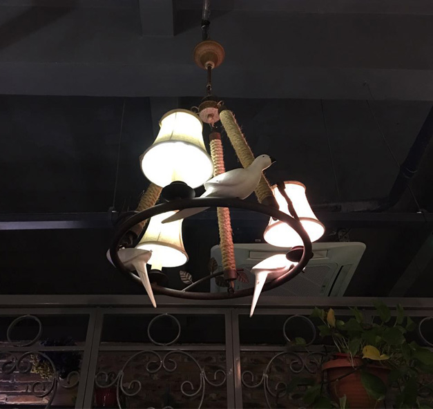 美爾家藤藝燈飾實拍圖